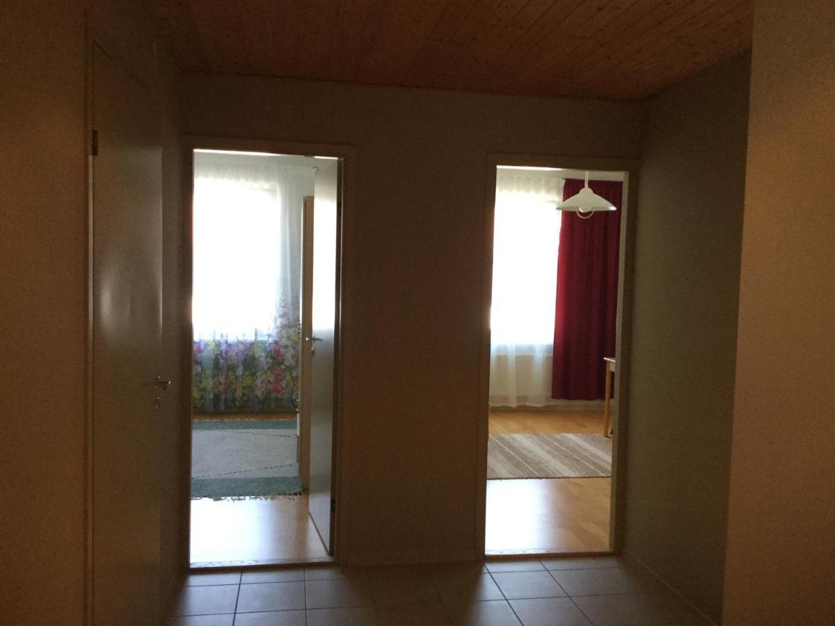Kuressaare Tallinn Street Apartments エクステリア 写真