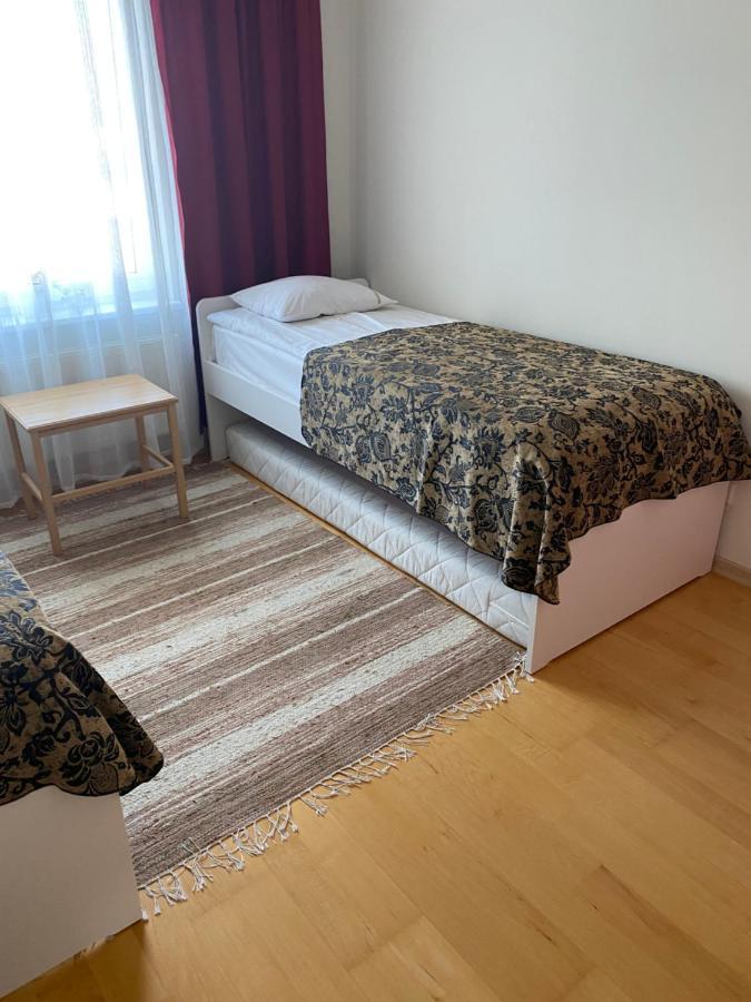 Kuressaare Tallinn Street Apartments エクステリア 写真