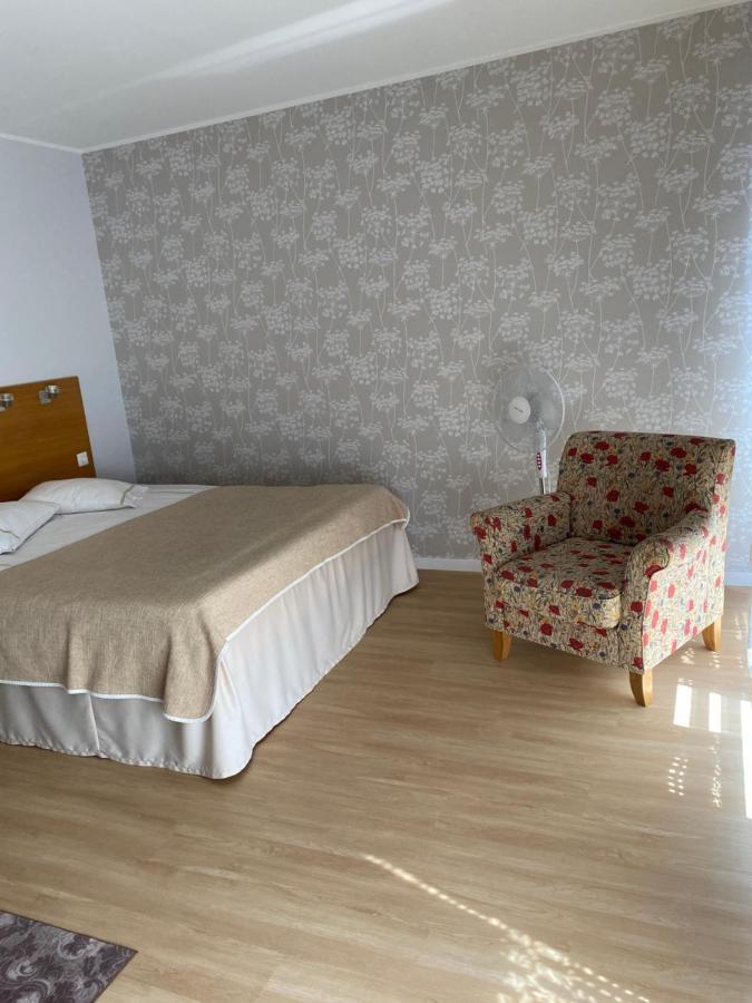 Kuressaare Tallinn Street Apartments エクステリア 写真