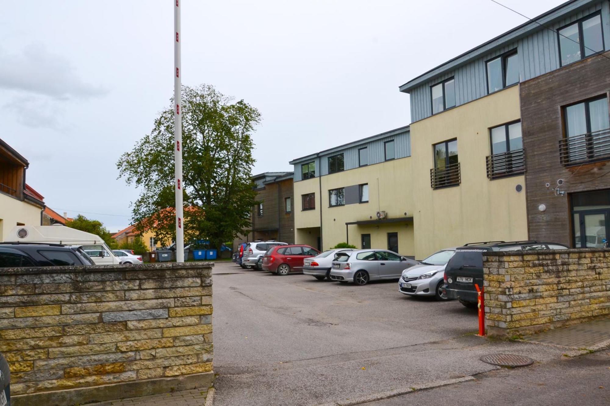 Kuressaare Tallinn Street Apartments エクステリア 写真
