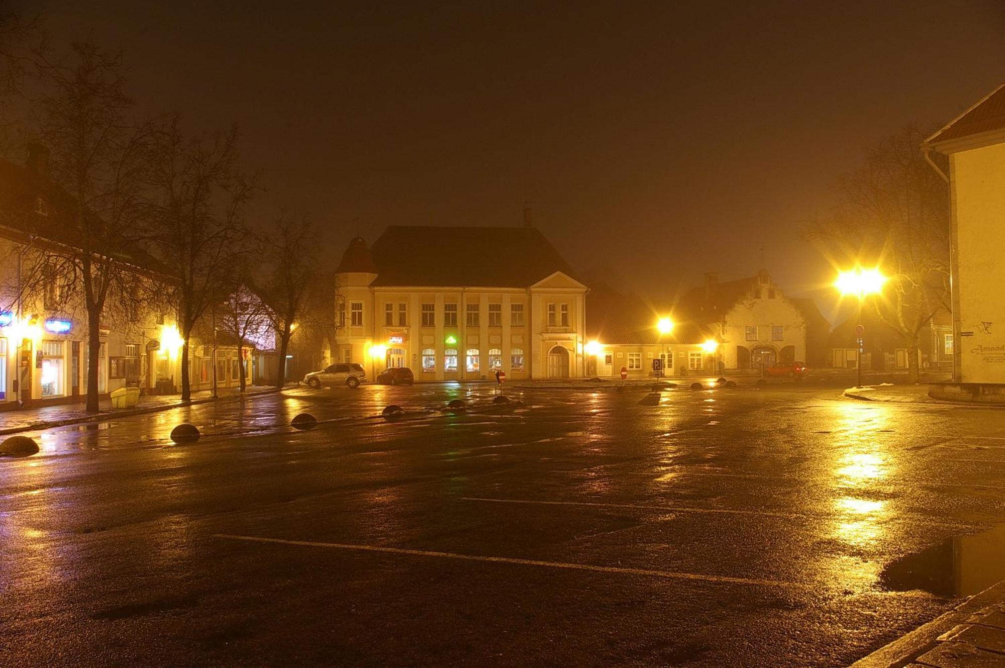 Kuressaare Tallinn Street Apartments エクステリア 写真