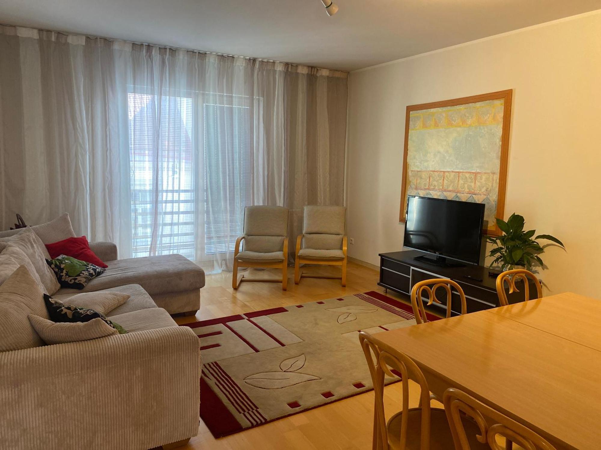 Kuressaare Tallinn Street Apartments エクステリア 写真