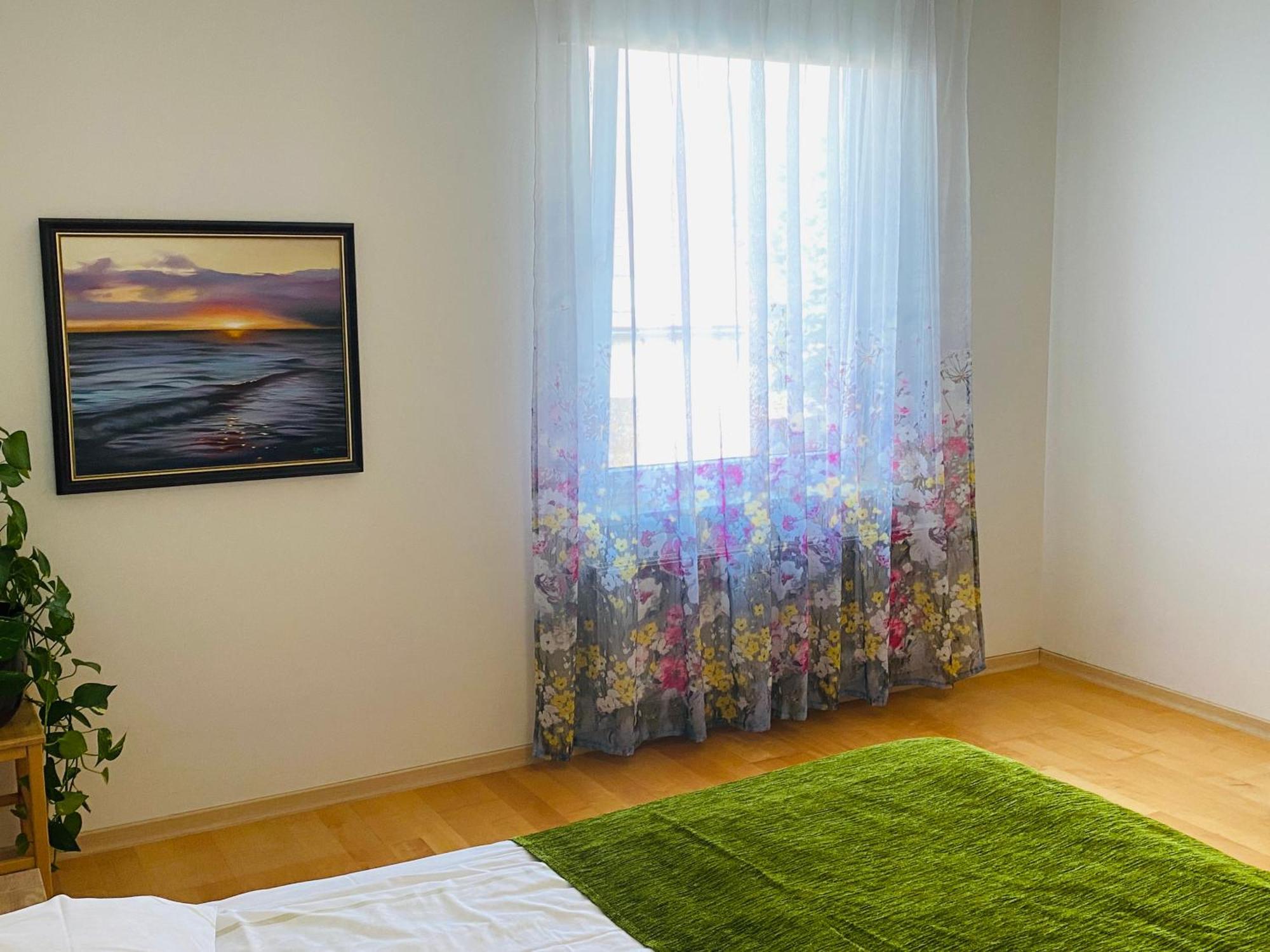 Kuressaare Tallinn Street Apartments エクステリア 写真
